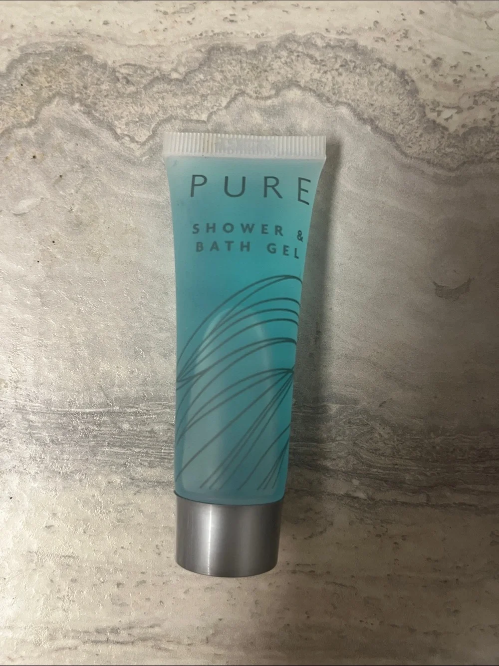 Shower and bath gel